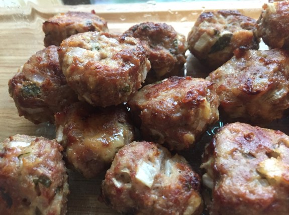 Cooked Meatballs